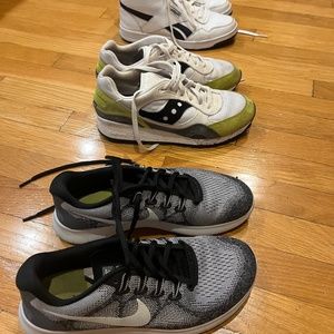 3 pairs shoes!
